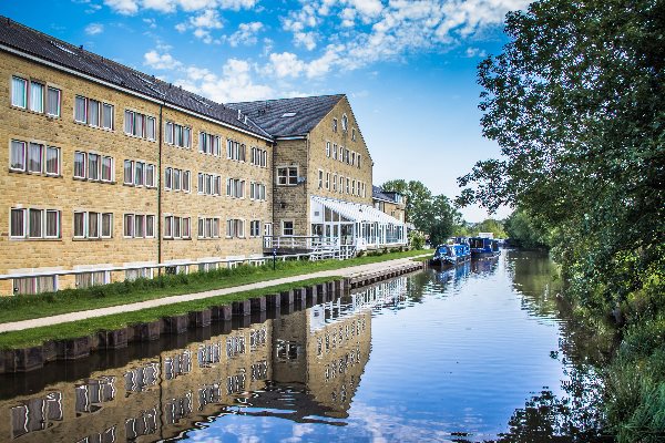 Rendezvous Hotel by the canal. Rendezvous Hotel by the canal.