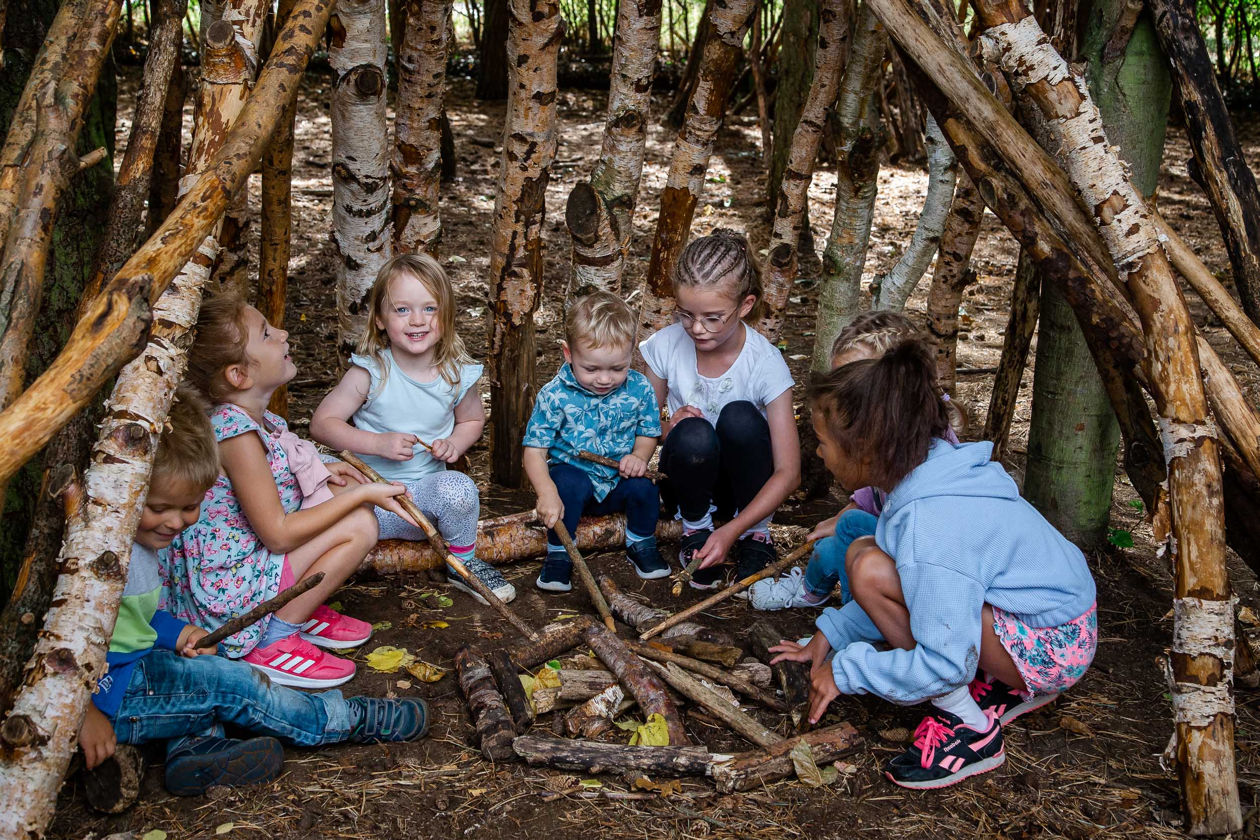 Children in a den at Woldie’s Lavender and Nature farm