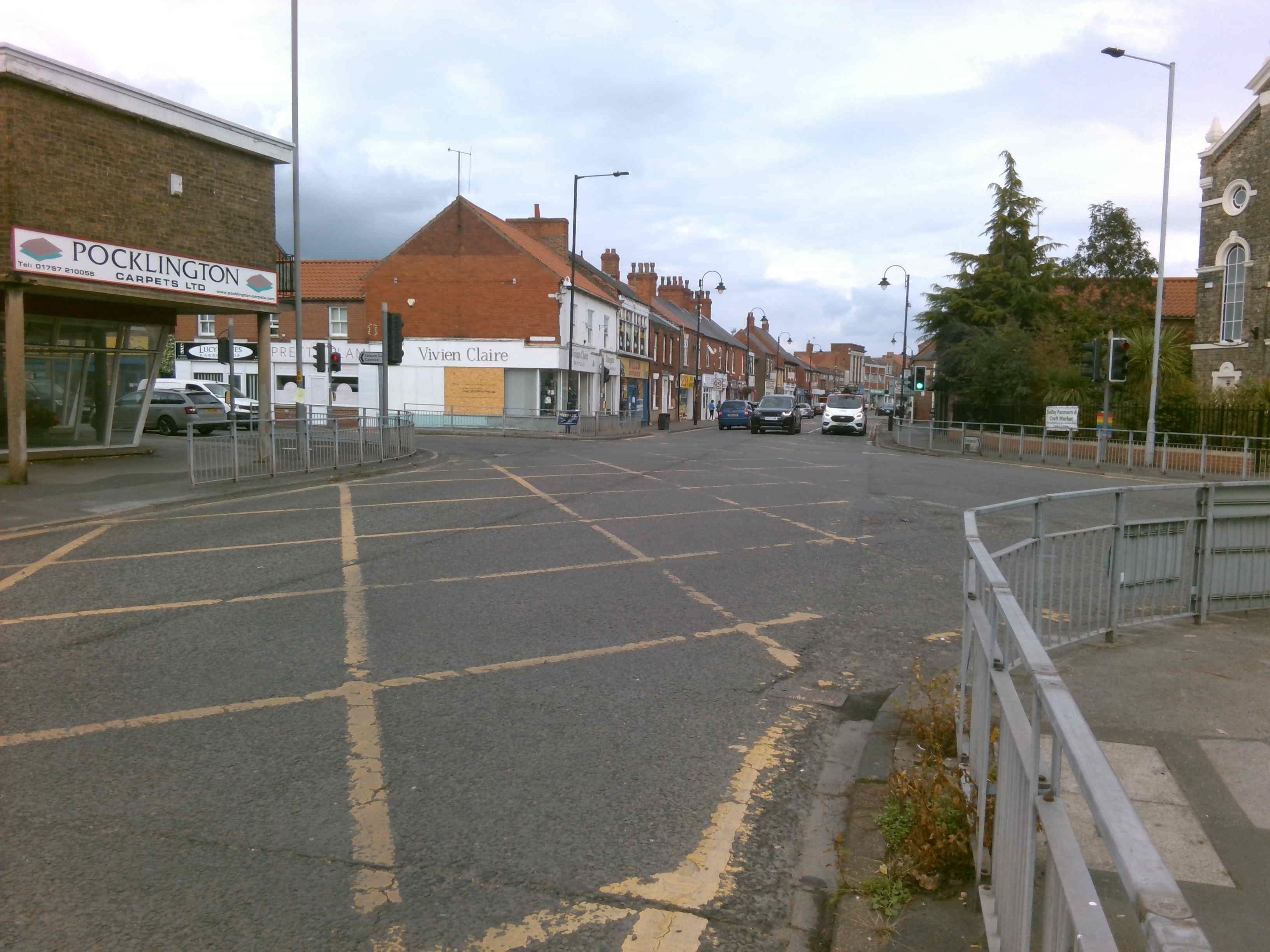 The Gowthorpe / Scott Road yellow box junction on the A19 in Selby.