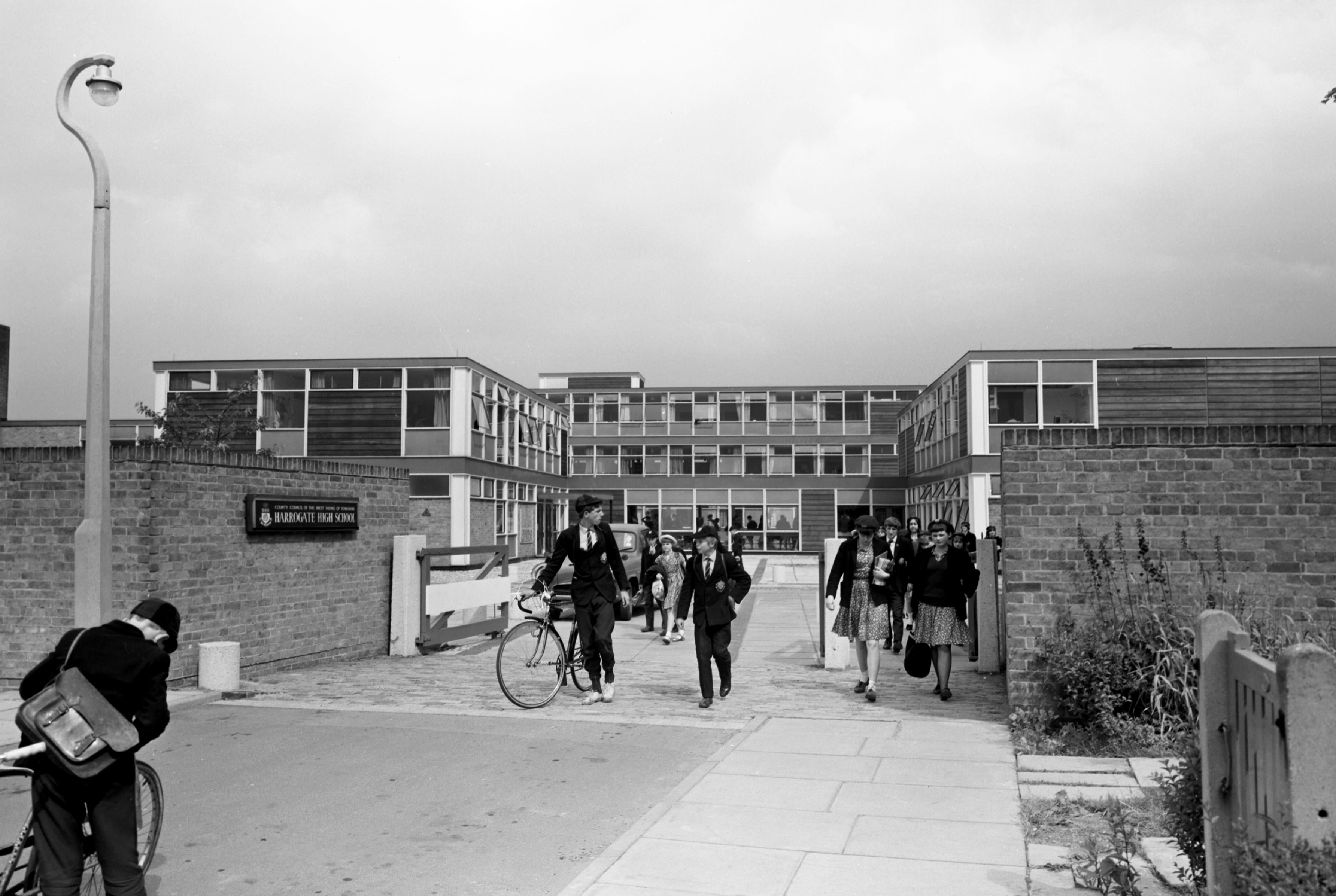 •	Home time at Harrogate High School in the 1960s, by photographer Bertram Unné.