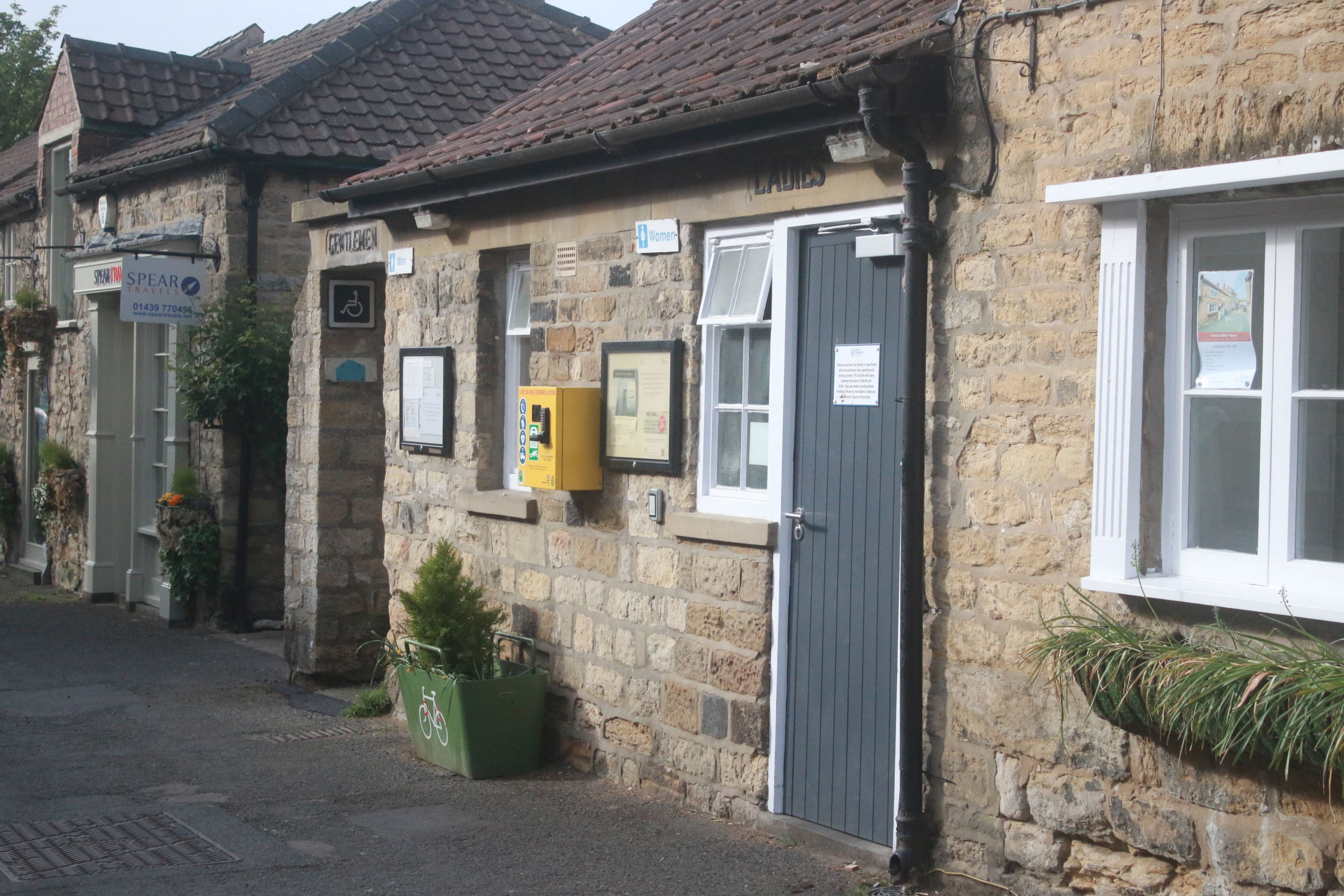 Public toilets in Borogate, Helmsley