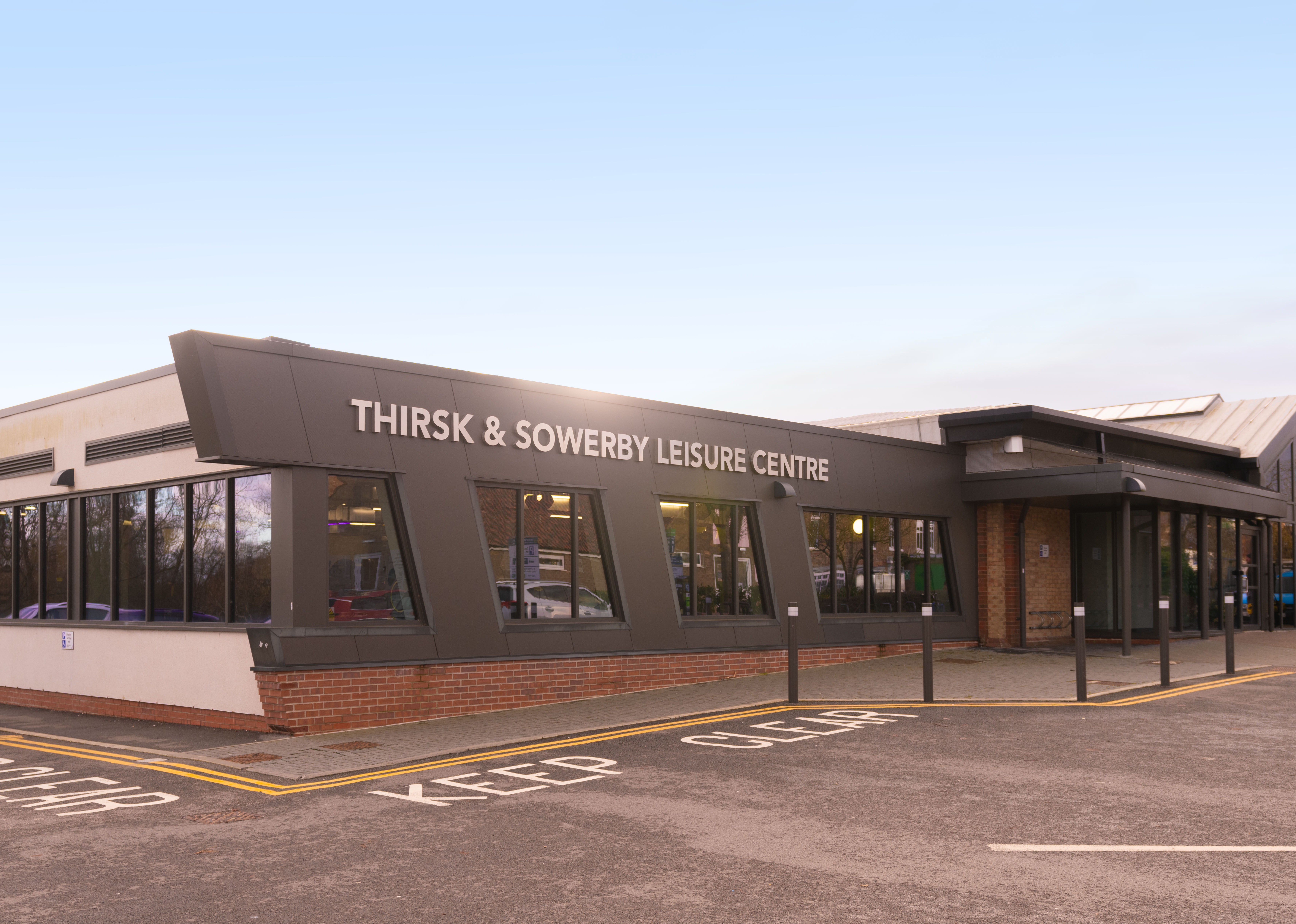A view of the outside of Thirsk and Sowerby Leisure and Wellbeing Hub