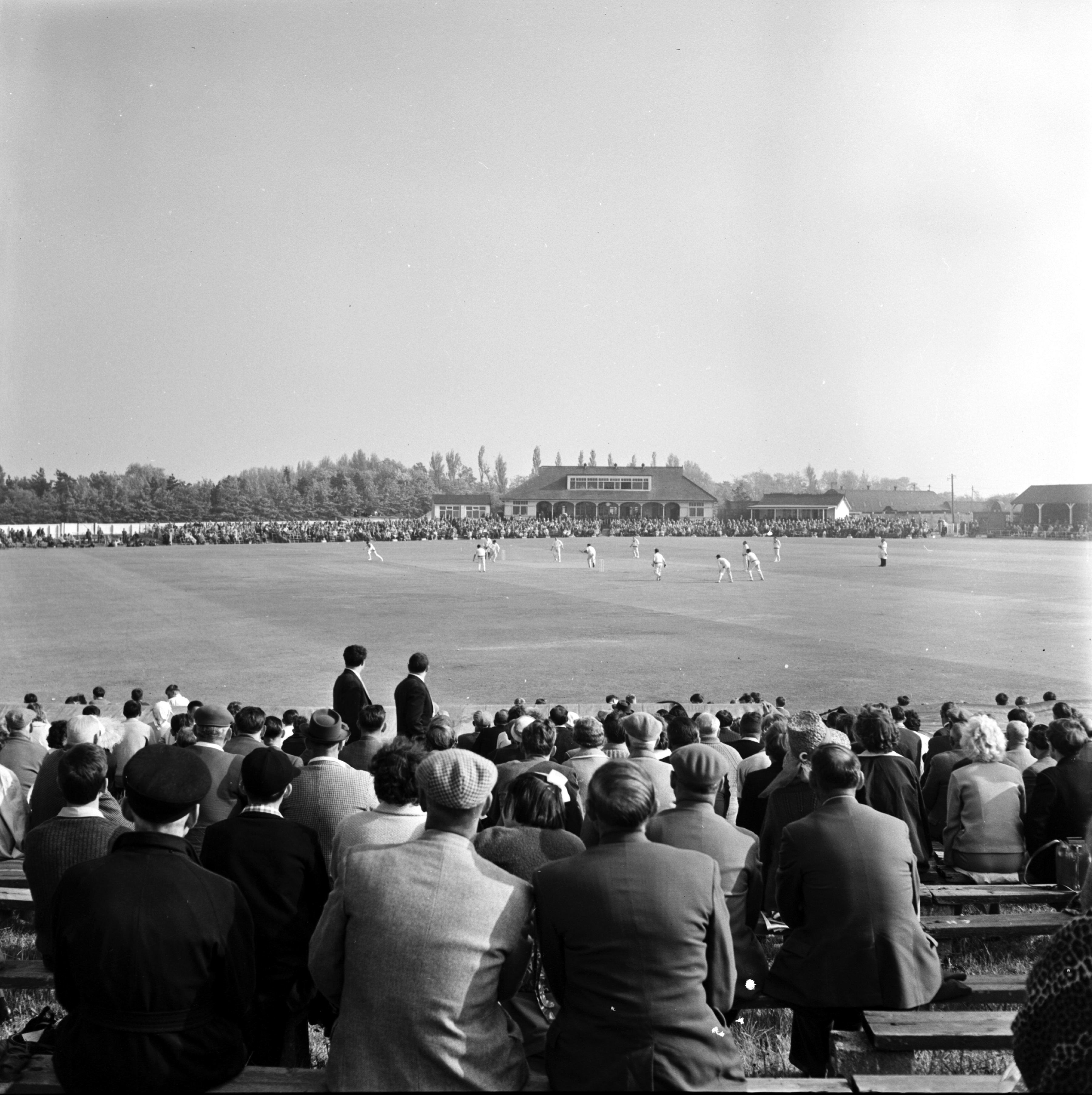 Harrogate Cricket Club Ground on St George’s Road in the mid-20th century. From the Bertram Unné photographic collection. 