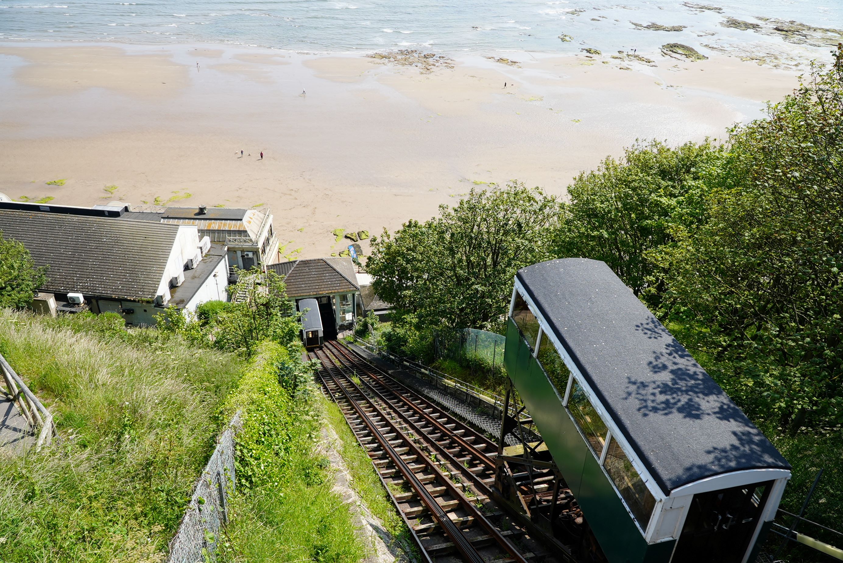 An view of Scarborough Spa Cliff Lift with the beach in the background.
