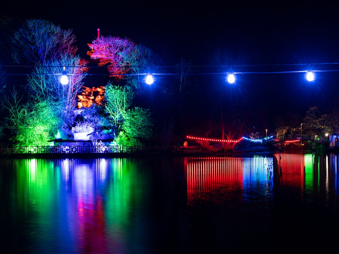 Light show on the water at Scarborough Lights