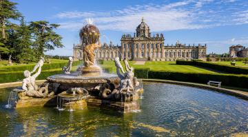 Castle Howard with a fountain in the foreground