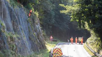 Teams working on Sutton Bank rockface