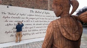 Sophia sculpture and Steve Blackwell