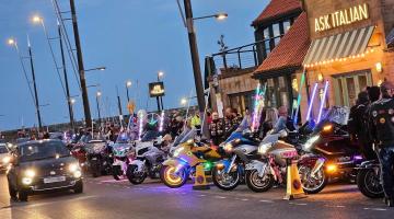 Bikes and cars at Goldwing