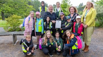 Children with their healthy school awards