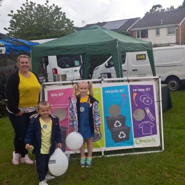 Rotters volunteers with stall