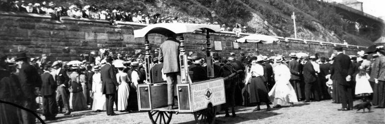 The Citrono Brothers Neapolitan ice cream cart in Scarborough, from the Edwardian period. Ices were one penny or two pennies each.