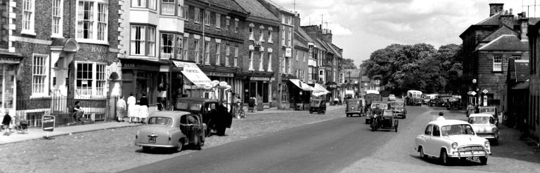 Stokesley High Street, c.1950s. Taken by local photographer Bertram Unné, active between 1940 and 1979.